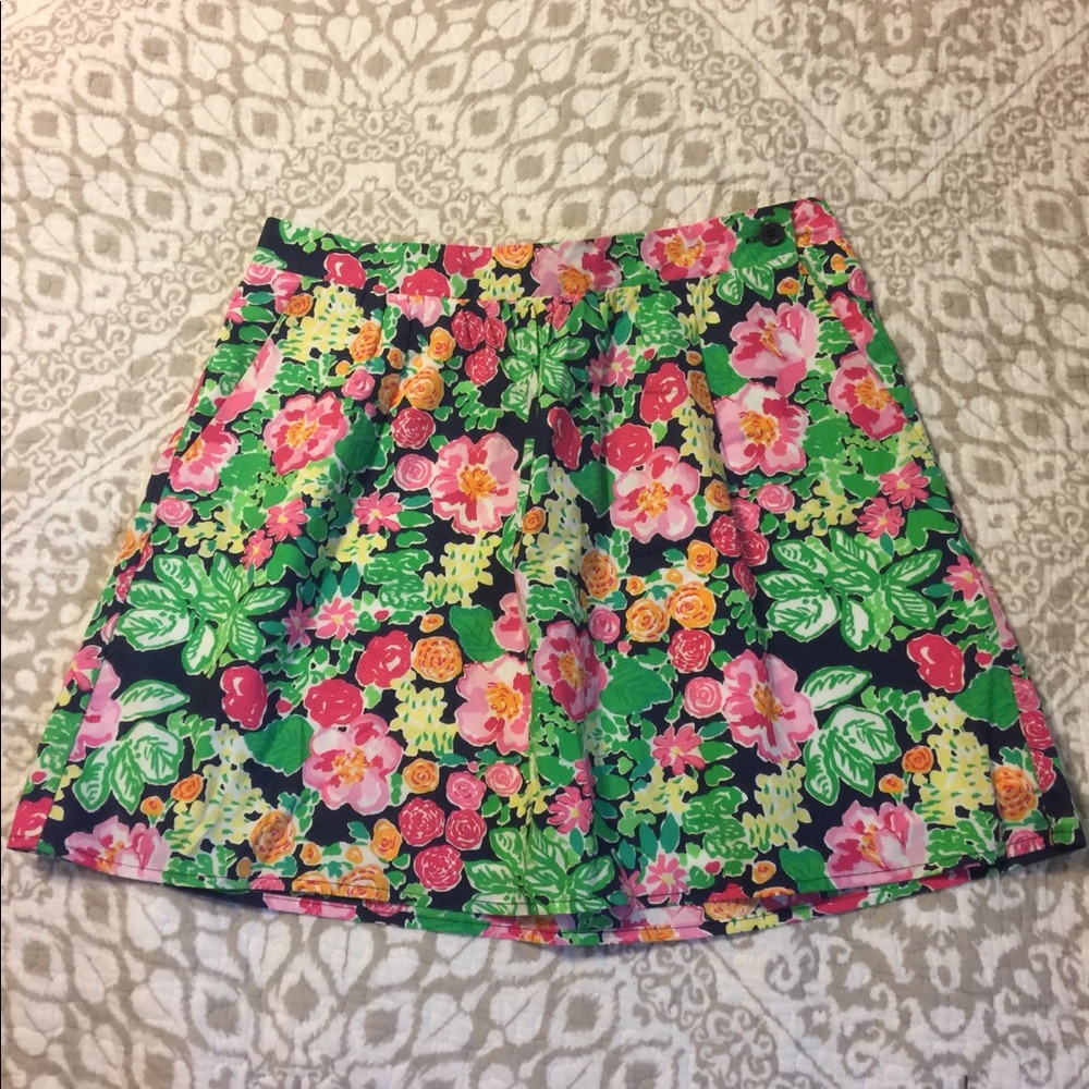 Lilly Pulitzer floral skirt with pockets